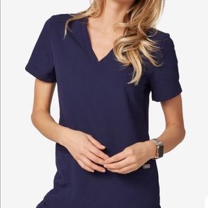 FIGS Casma Three-Pocket Scrub Top